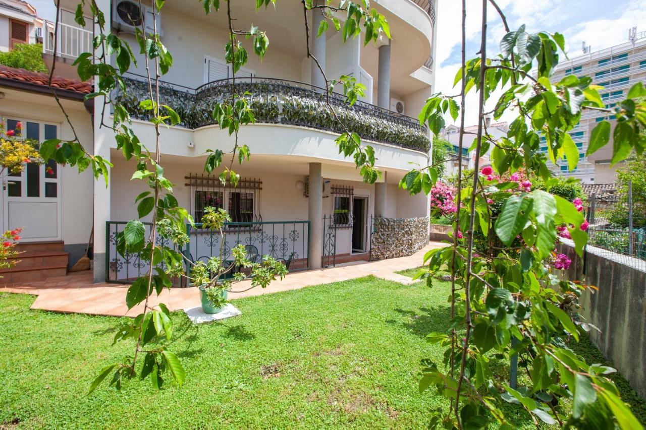 Apartments Cvjetni Dvori Makarska Zewnętrze zdjęcie