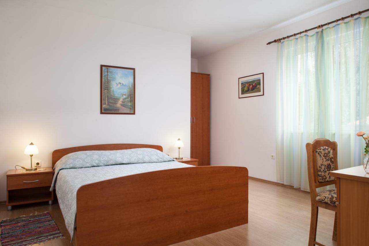 Apartments Cvjetni Dvori Makarska Zewnętrze zdjęcie