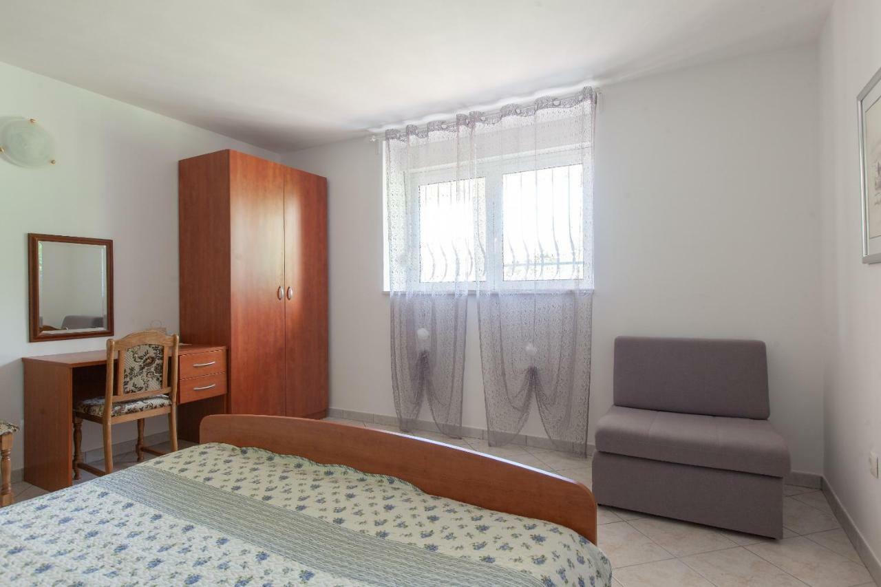 Apartments Cvjetni Dvori Makarska Zewnętrze zdjęcie